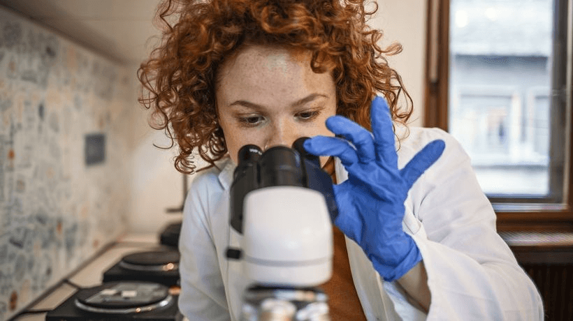 <p><strong>25+</strong> Lab Locations</p>